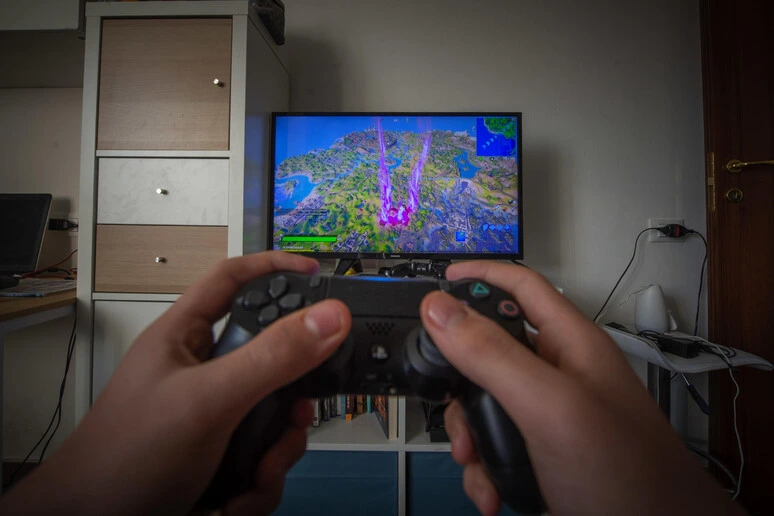 Videogiochi, nei ragazzi nocive più di 10 ore a settimana