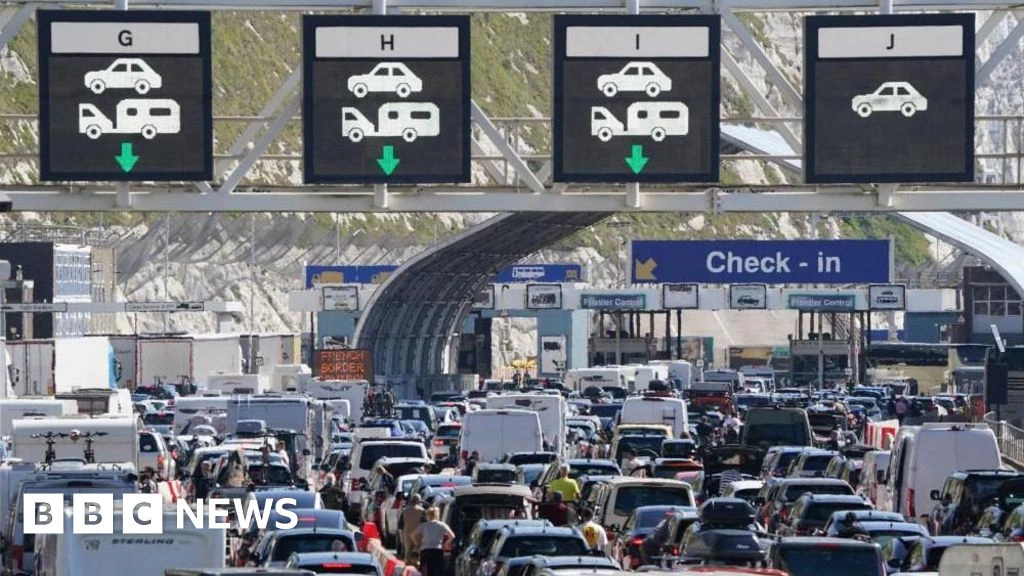 France suspends extra EU border checks at Dover after hours-long queues