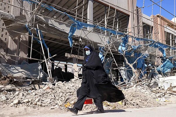 Última hora de la Guerra en Irán, hoy en directo | Irán ataca la embajada de Estados Unidos en Arabia Saudí