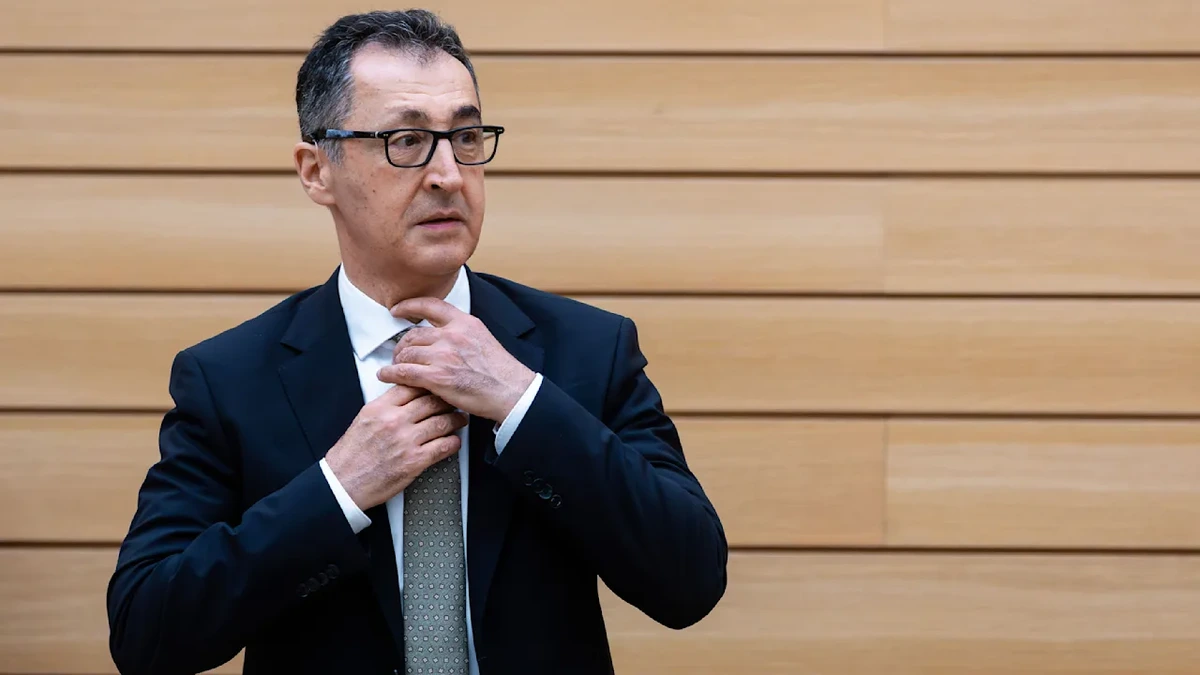 Cem Özdemir attackiert Union und SPD: „AfD-Förderprogramm muss enden“