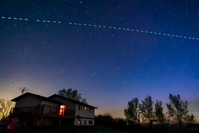 Comment l’UE veut favoriser les constellations de satellites européennes face à Starlink et à Amazon Leo