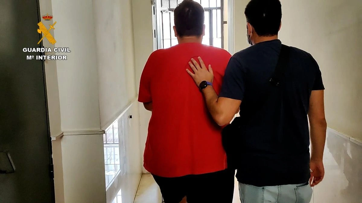 La Justicia confirma 433 años de cárcel para un pederasta en serie que 'cazaba' menores en Fortnite
