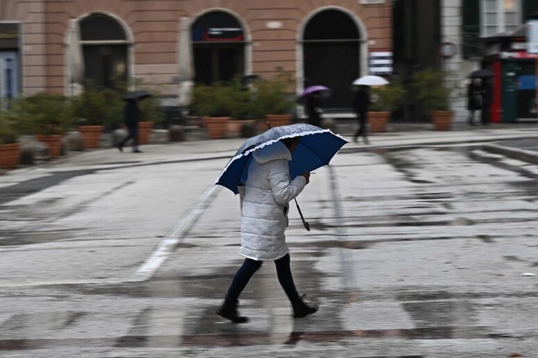 Per Natale Italia divisa in due con freddo e maltempo sul versante occidentale
