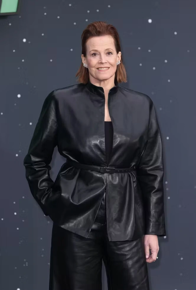 Sigourney Weaver, actrice « badass » et fada de sagas