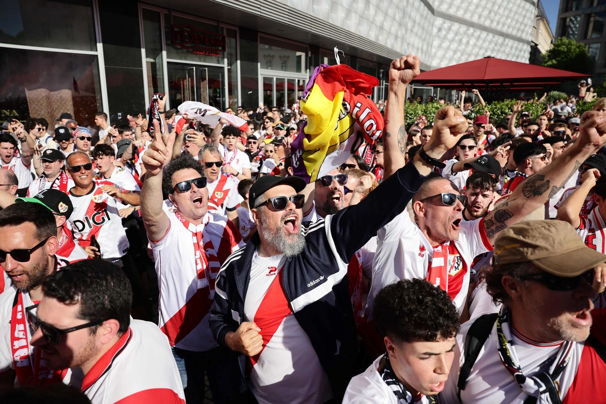 El día que la afición del Rayo Vallecano hizo codearse a Felines y Marea con Richard Strauss: "Ganar debe ser la hostia"