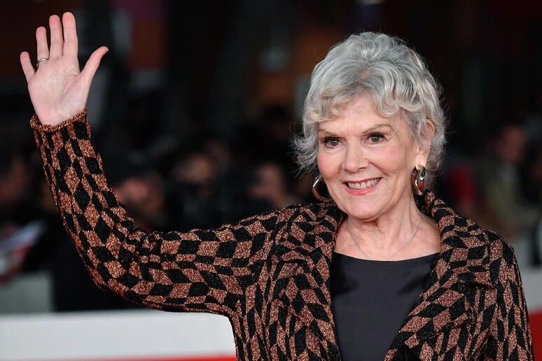 Treccani festeggia Caterina Caselli e 60 anni di Nessuno mi può giudicare