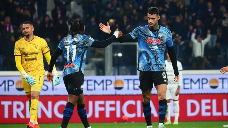 Atalanta-Cagliari 2-1, Scamacca non si ferma più: la sua doppietta piega i sardi