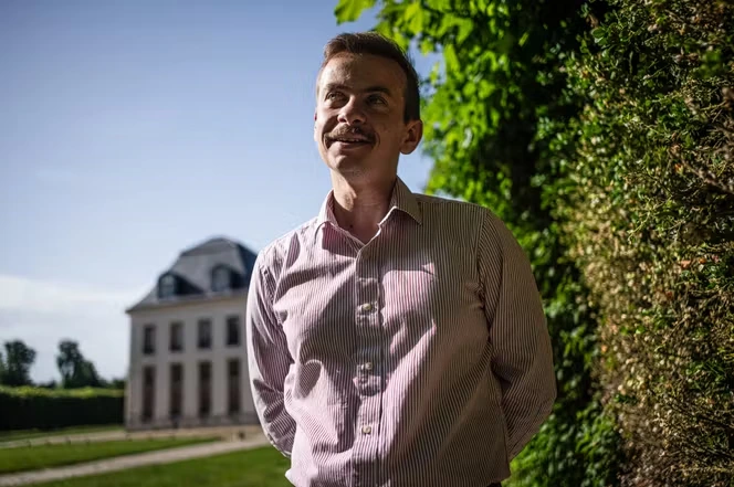 « On s’y prend comme des manches avec tous ces candidats » : dans le Cantal et les Yvelines, les sympathisants LR s’inquiètent des divisions avant l’élection présidentielle de 2027
