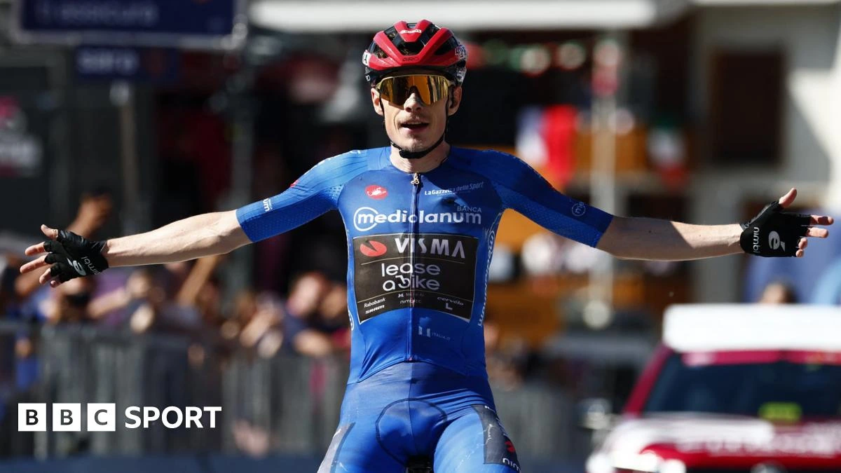 Vingegaard takes pink jersey with third Giro stage win