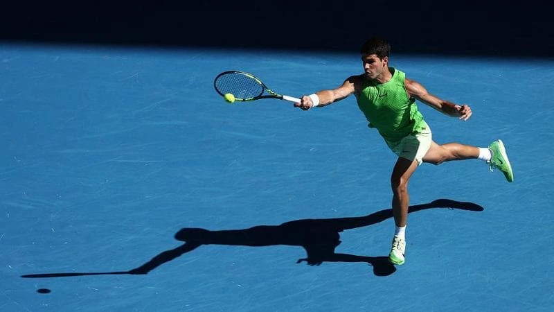 Australian Open in diretta: Alcaraz-Zverev vanno al quinto set (6-4, 7-6, 6-7, 6-7, 1-2)