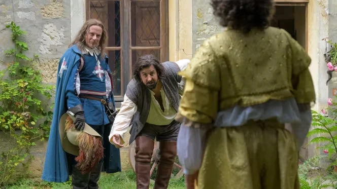 « Les Caprices de l’enfant roi » : quand Cyrano de Bergerac rencontre Molière face à la caméra de Michel Leclerc