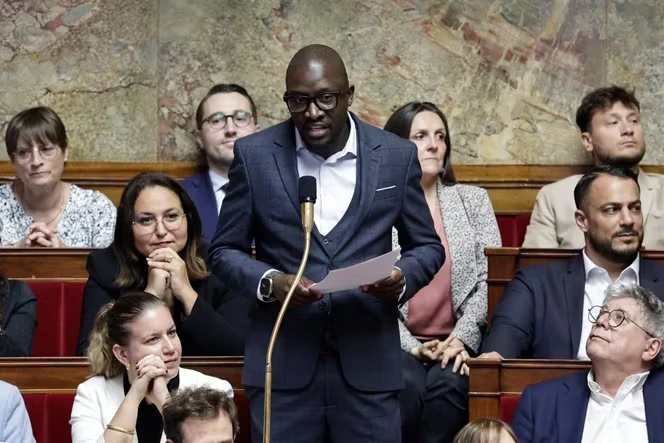 Des députés noirs de La France insoumise ont reçu un courrier raciste inspiré de « Tintin au Congo » : une enquête est ouverte