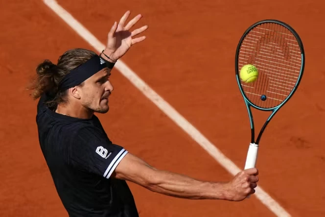 Roland-Garros 2026 : un jeu plus agressif et peu de temps passé sur le court, la stratégie payante d’Alexander Zverev pour se hisser en finale