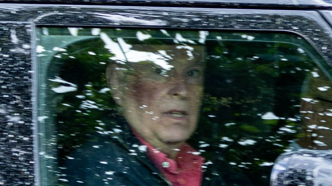 Andrew Mountbatten-Windsor hat rätselhaften Gesichtsfleck