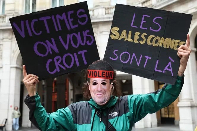 Patrick Bruel, visé par au moins huit plaintes pour violences sexuelles, est placé en garde à vue