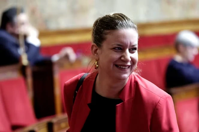 Mort de Lyhanna : l’« insoumise » Mathilde Panot exige la démission de Gérald Darmanin