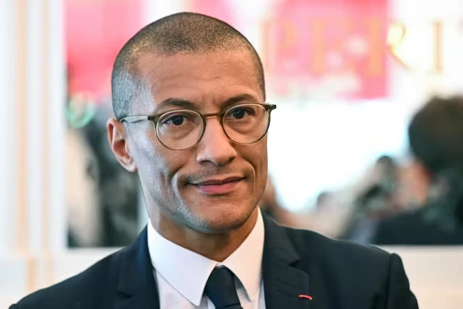 Karim Bouamrane, maire PS de Saint-Ouen, se déclare candidat à l’élection présidentielle