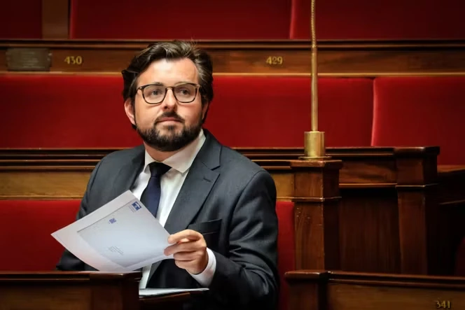 Présidentielle 2027 : « Je serai candidat à la primaire interne du PS », annonce le député Philippe Brun