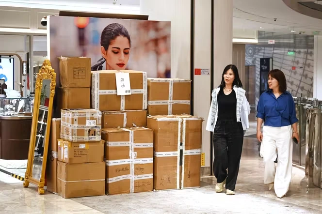Les Chinois rechignent à consommer, un problème pour l’économie mondiale