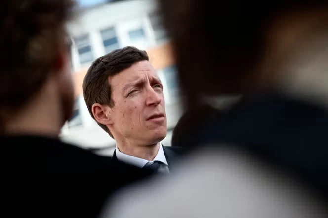 Le ministre de l’éducation annonce un système d’alerte automatique pour signaler une déscolarisation, après la découverte d’un enfant séquestré en Alsace en avril