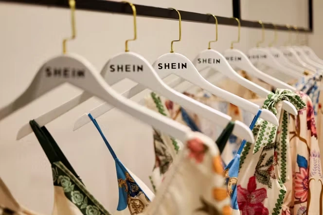Ultrafast-fashion : le Parlement adopte définitivement une loi pour freiner l’essor de la mode éphémère