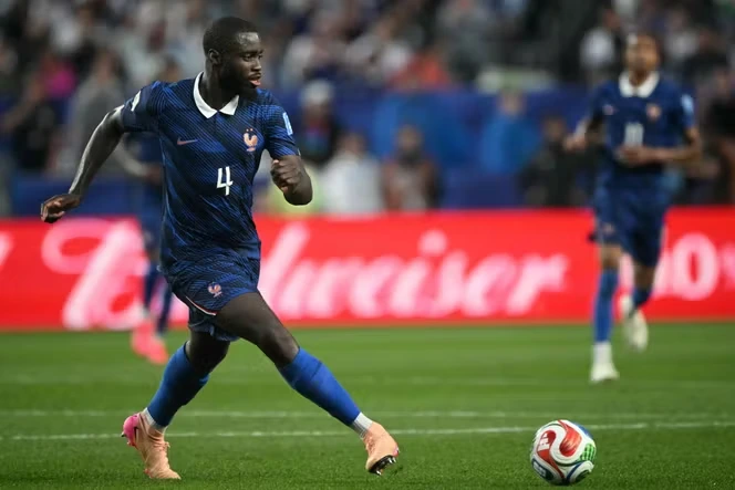 Dayot Upamecano, le patron de la défense des Bleus face au défi Haaland à la Coupe du monde 2026