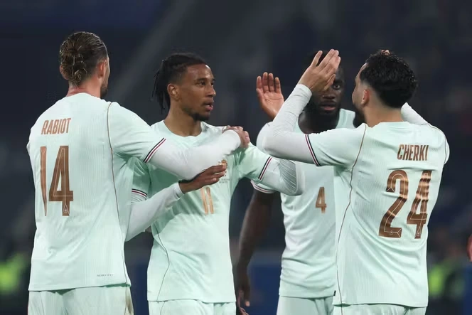 France-Irlande du Nord : le résumé de la victoire des Bleus, portés par le triplé de Michael Olise