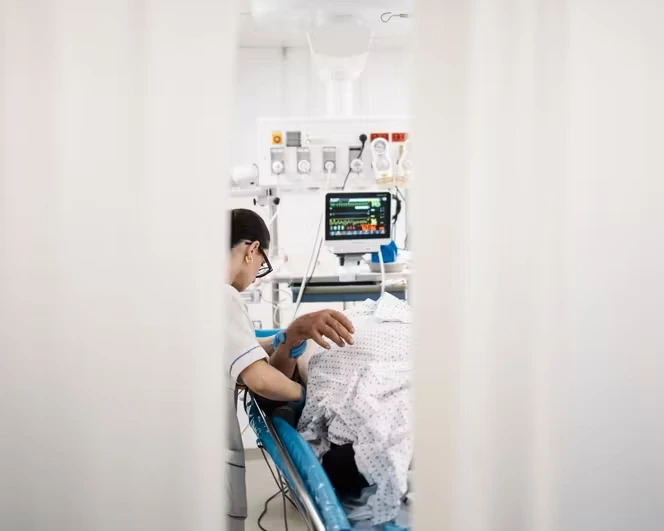 Au défi de la canicule, les urgences de Metz-Thionville s’attendent à un week-end « tendu » : « Désormais, nous recevons des victimes directes de coups de chaleur »