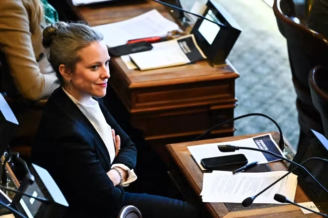 A Paris, David Belliard et Lucie Castets découvrent la dure réalité des maires d’arrondissement