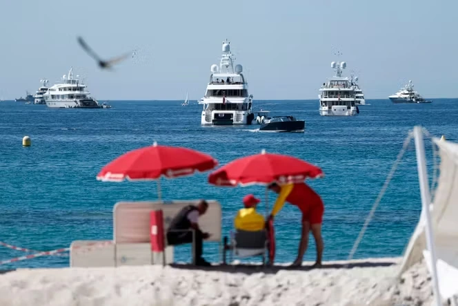 Lingots, maisons, voitures de sport… les riches contribuables font le ménage dans leurs holdings