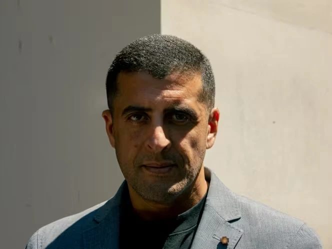 « Un rescapé du système » : Nourdine Bihmane, dirigeant à succès, raconte son parcours d’obstacles face aux préjugés