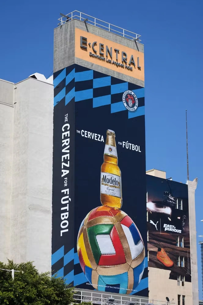 Les brasseurs de bière misent sur la Coupe du monde de football et la consommation des fans pour redresser les ventes