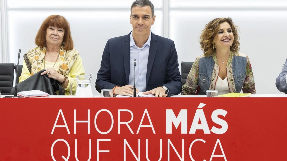 El PSOE denuncia “una doble vara de medir” de la UCO: “Hay quien intenta derribarnos por tierra, mar y aire”