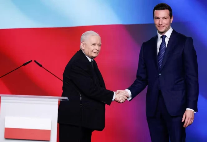 En Pologne, Jordan Bardella se rêve en chef de l’union entre les droites et extrême droites européennes