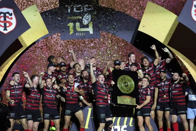 Le Stade toulousain, citadelle imprenable du rugby français, s’offre un quadruplé historique en Top 14 sous l’orage
