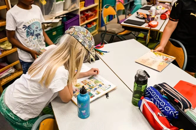 Canicule : un front inédit de syndicats d’enseignants, de parents et de lycéens demande « une stratégie de long terme » pour l’école