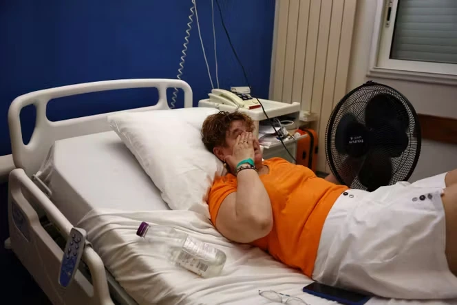 Canicule : premiers décès, passages aux urgences… à l’hôpital, le « point de basculement » est franchi