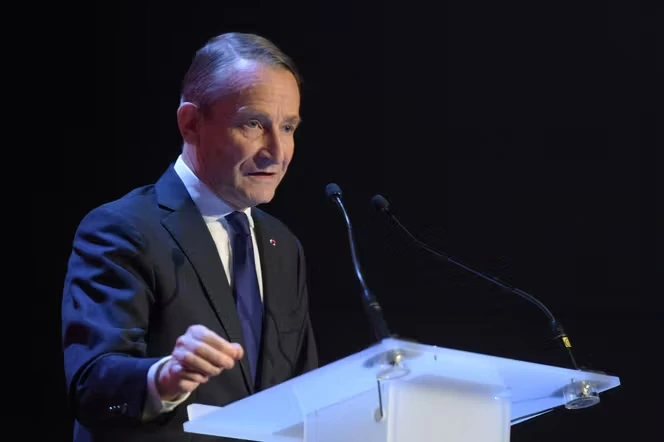 Entre secteurs public et privé, une porosité « structurelle » et une « menace démocratique », selon l’Observatoire de l’éthique publique