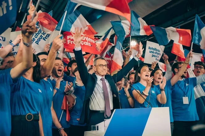Bruno Retailleau dit vouloir « remettre la France à l’endroit » lors de son premier meeting de campagne