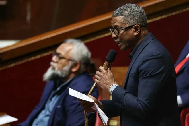 Le Parlement entérine la restitution à la Guyane des restes de six Amérindiens, exhibés dans des « zoos humains »