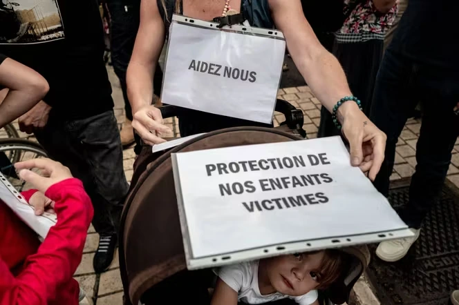 Affaire Lyhanna : la mère d’une mineure dont la plainte pour viol est restée en attente va poursuivre l’Etat en responsabilité