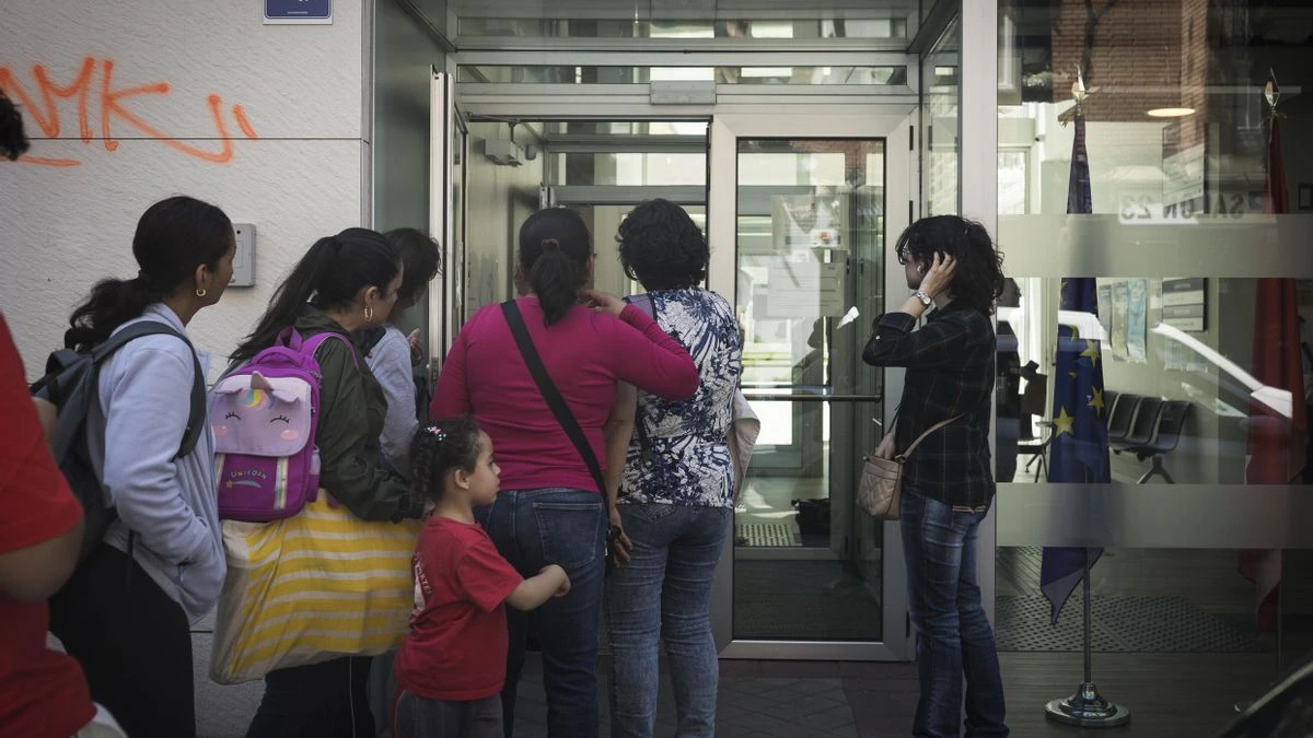 Tres jueces conservadores del Supremo abren la vía europea sin amenazar la mayor parte de la regularización