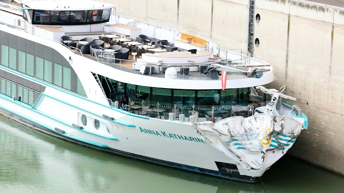 Schiff kracht in Wien gegen Schleuse: Deutsche bei Kreuzfahrt verletzt