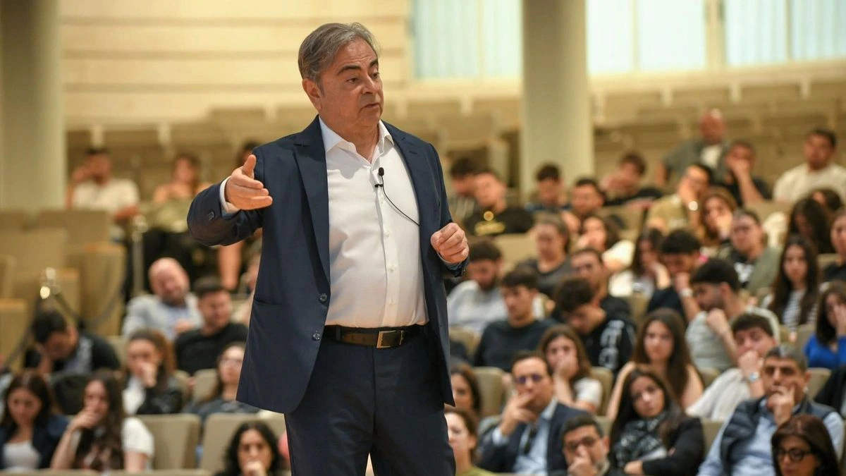De fugitivo de Nissan y Renault a gurú bajo las bombas en Beirut: Carlos Ghosn se reinventa