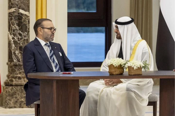 "Es como Netflix": un exespía marroquí explica quién pagó el Pegasus que infectó los móviles de Sánchez y Robles