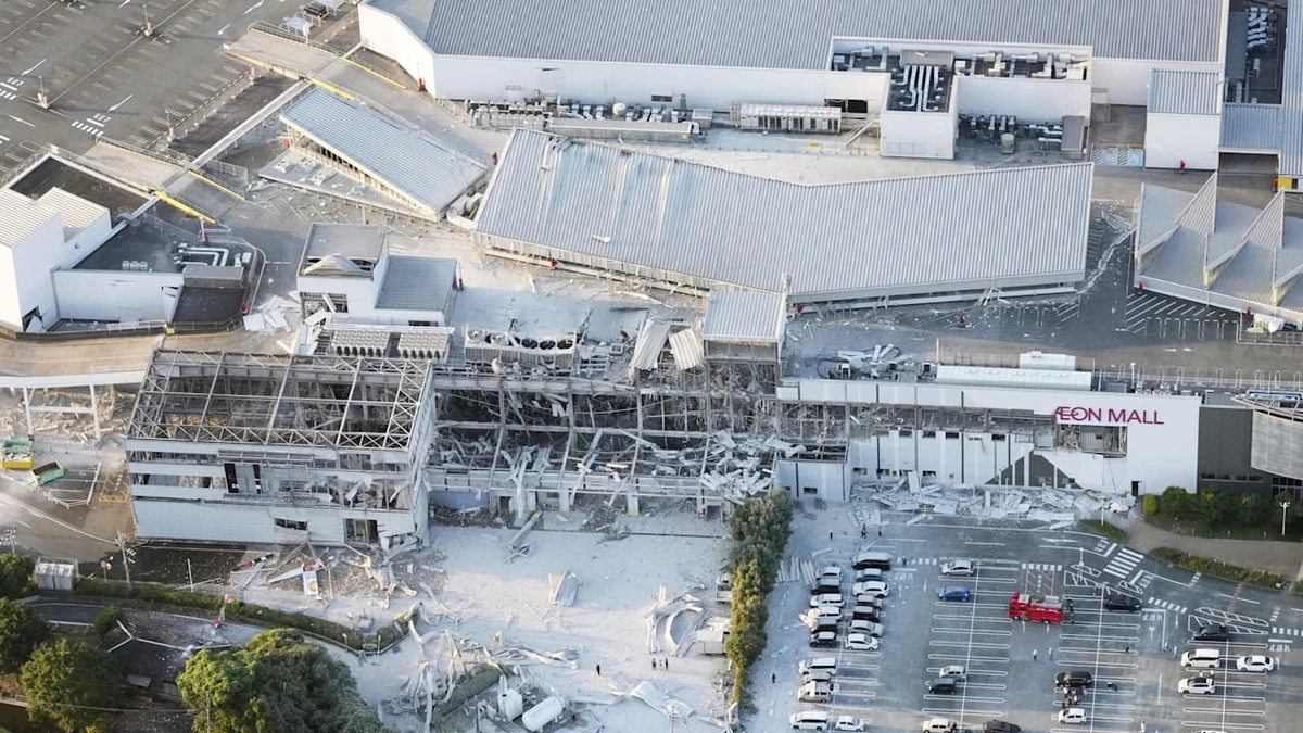 Japan: Einkaufszentrum bei Erdbeben eingestürzt