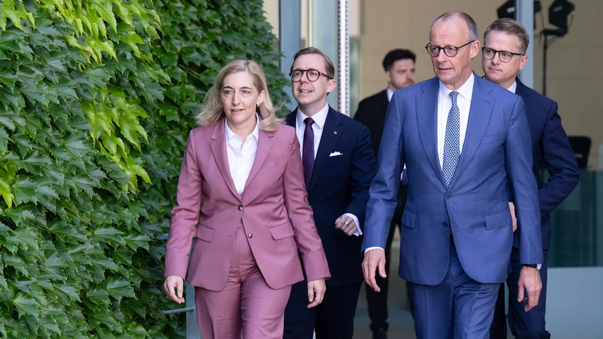 Umfrage: Mehrheit findet Merz‘ Regierungsumbau gut, aber ...