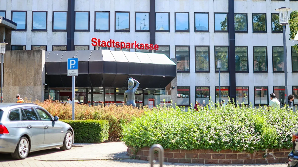 Wieder Sparkasse!: Panzerknacker plündern 29 Bankschließfächer
