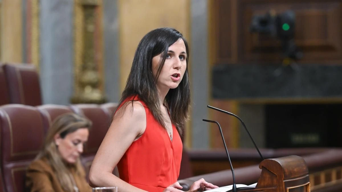 Podemos denuncia que el Gobierno quiere “colar” la fallida reforma de la ley del suelo en el decreto de alquileres