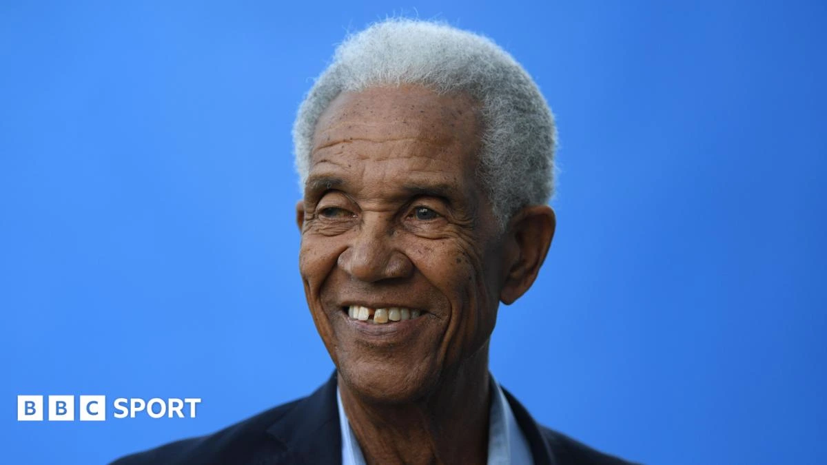 West Indies legend Sobers dies aged 89